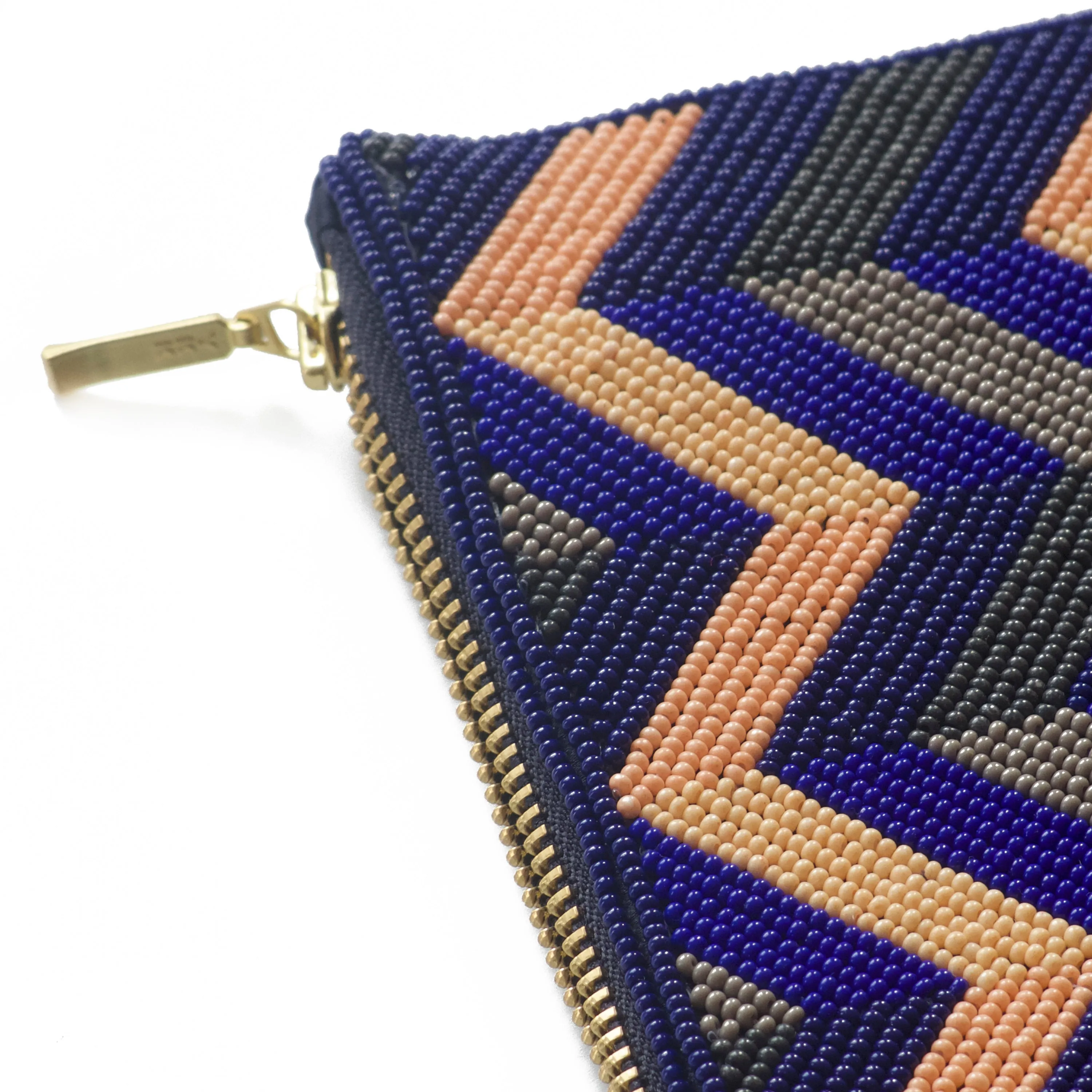 Beaded clutch, DD Steps