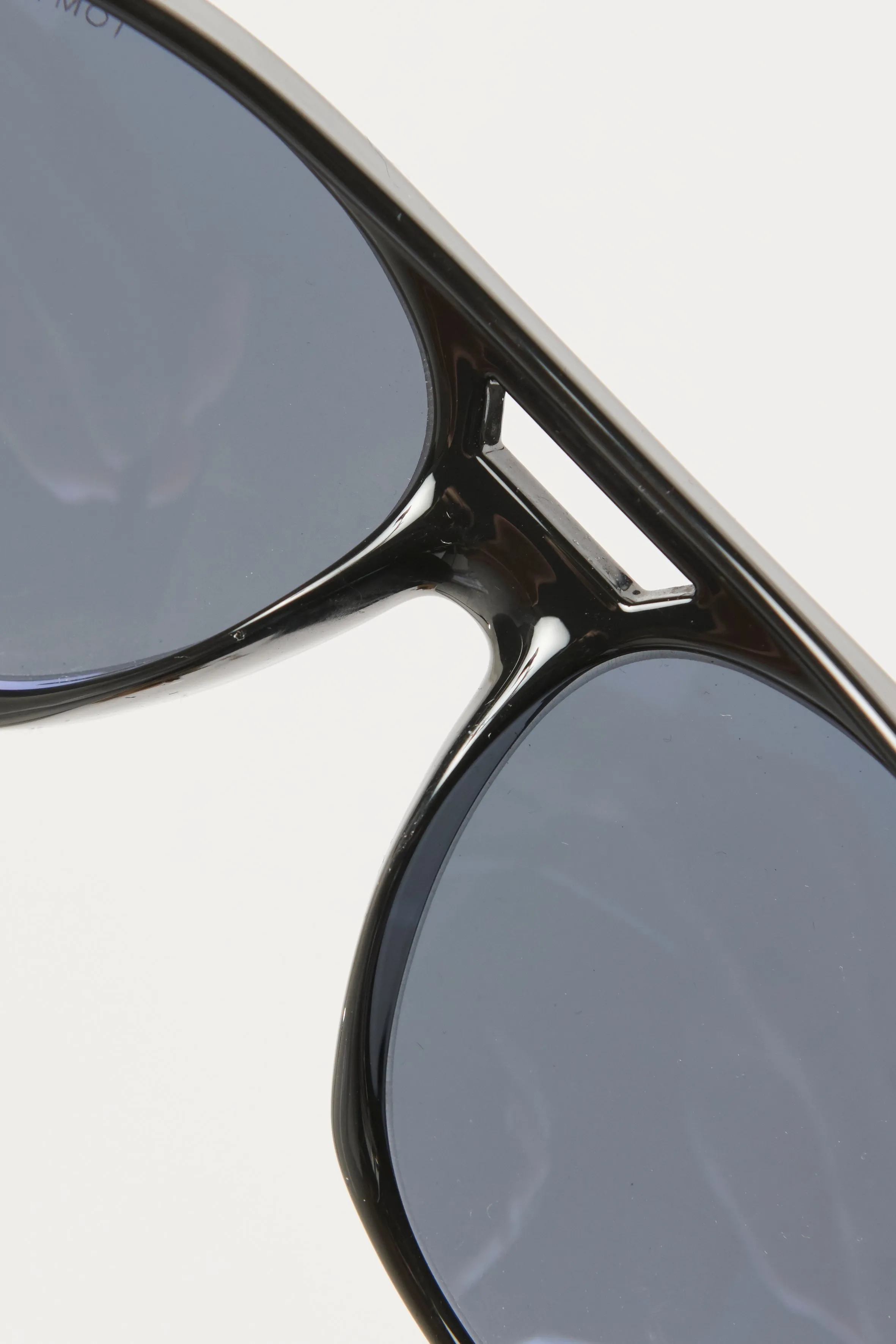 Black Fender FT799 01A 59 16 Preowned Sunglasses