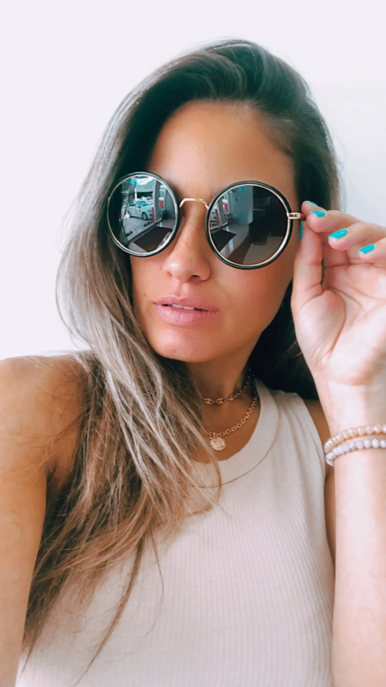See It Through Gold & Black Round Sunglasses