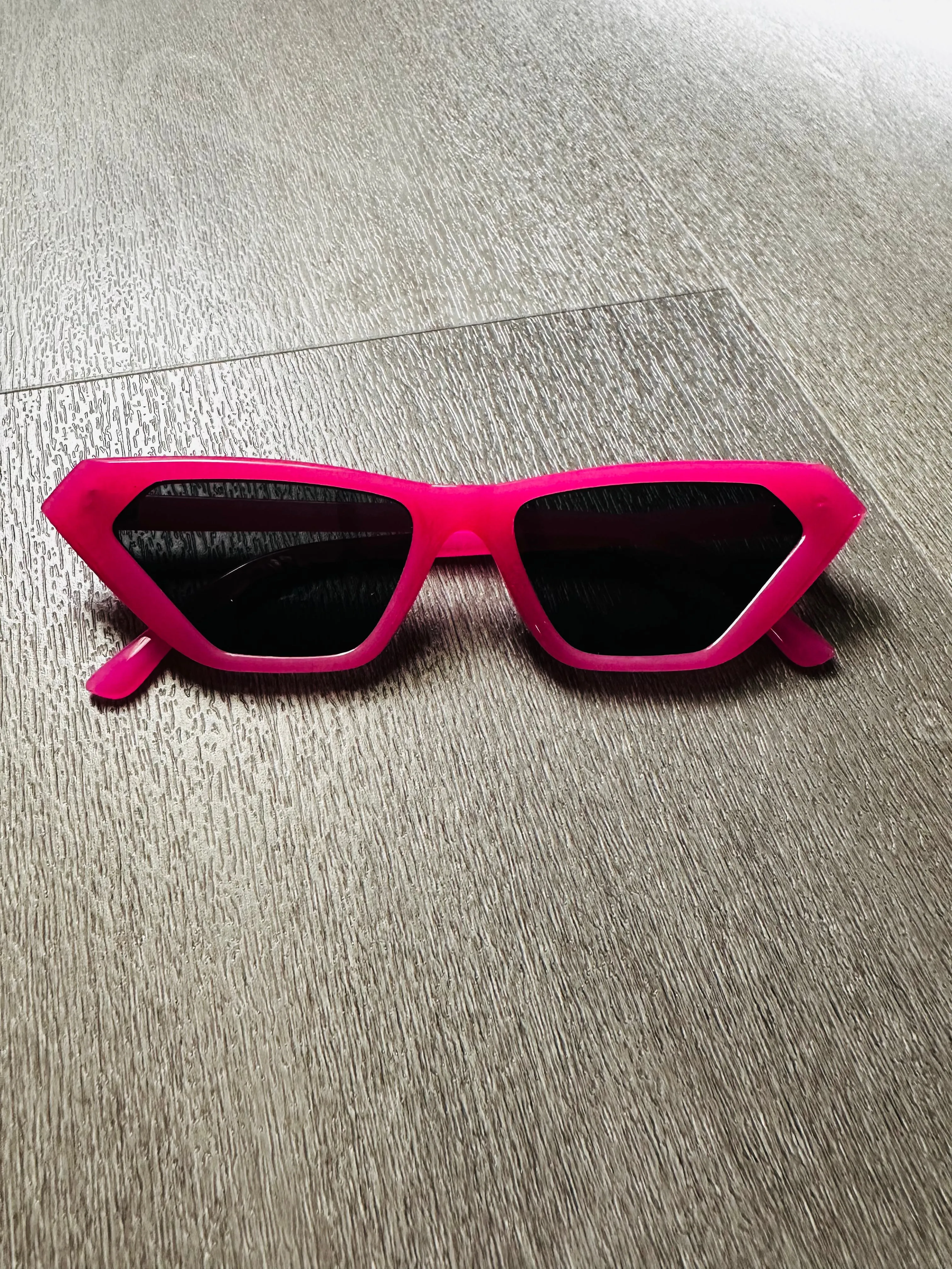 Vogue Sunnies UV 400 Protection Tinted Triangle Retro Cat Eye Sunglasses